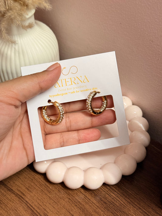 Dainty circle hoops