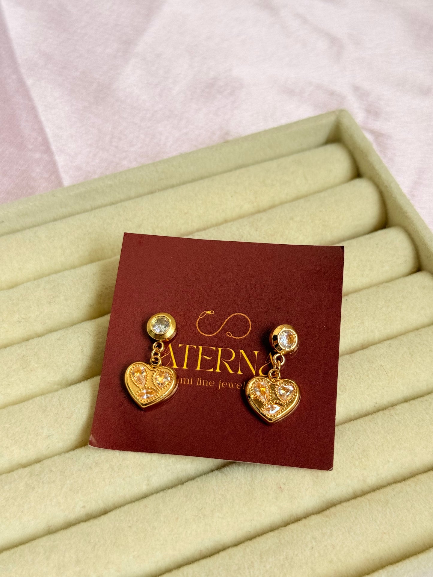 Bella heart earrings