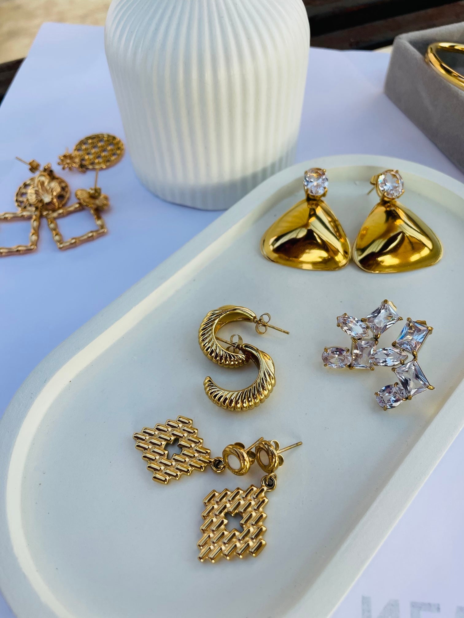 Why Quality Matters More Than Quantity in Jewellery