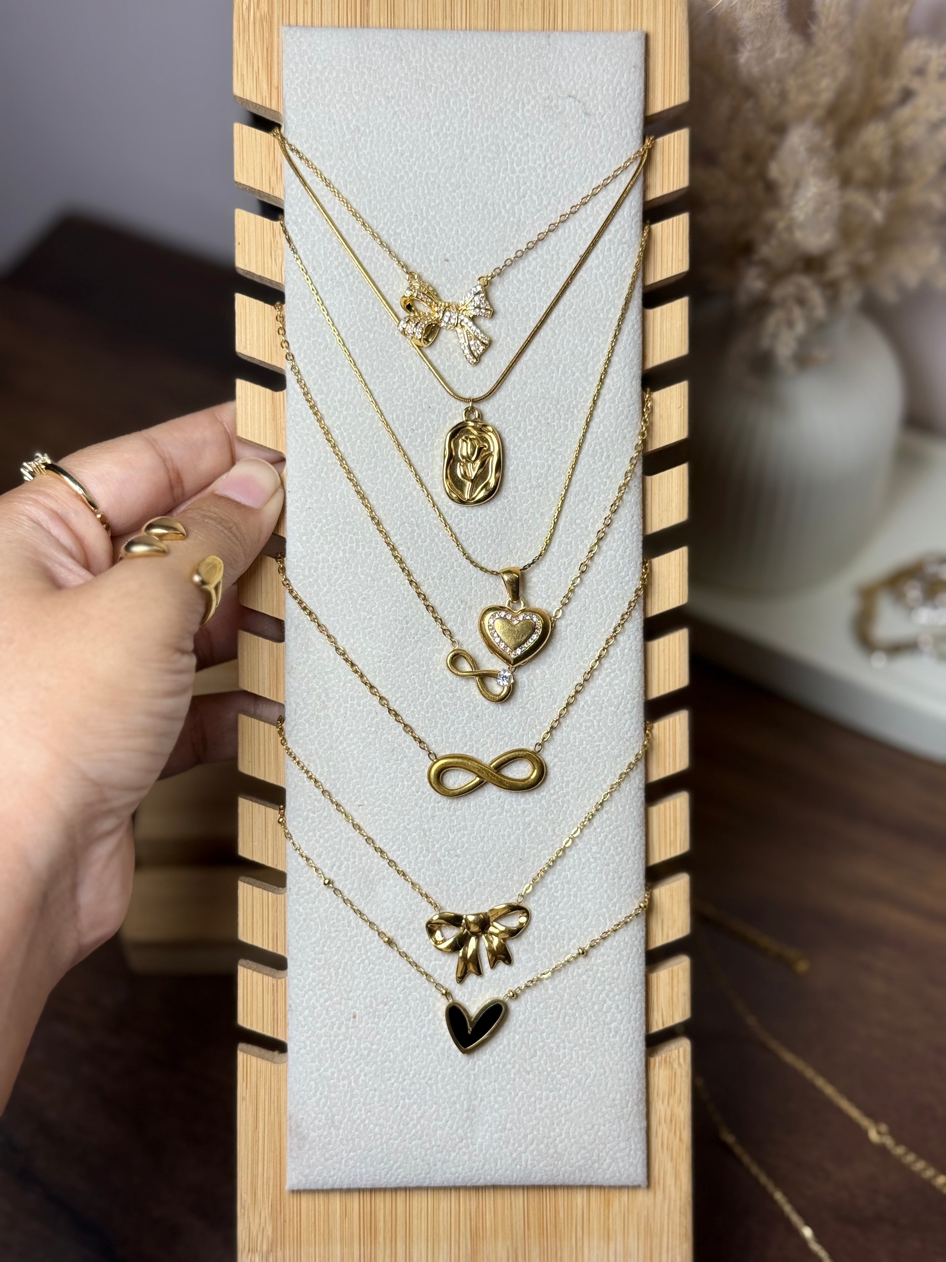 Chains / Necklaces