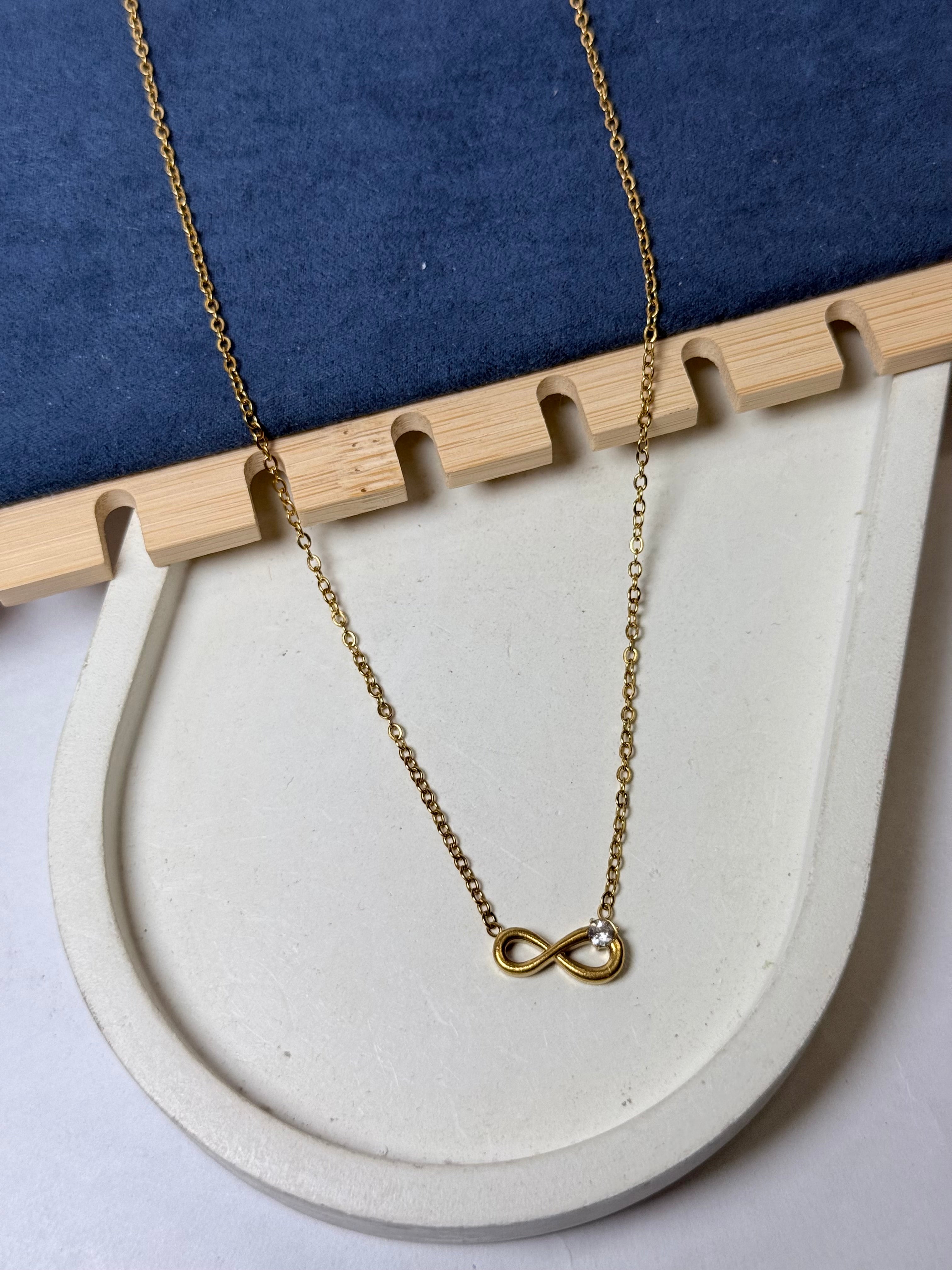 Infinity chain