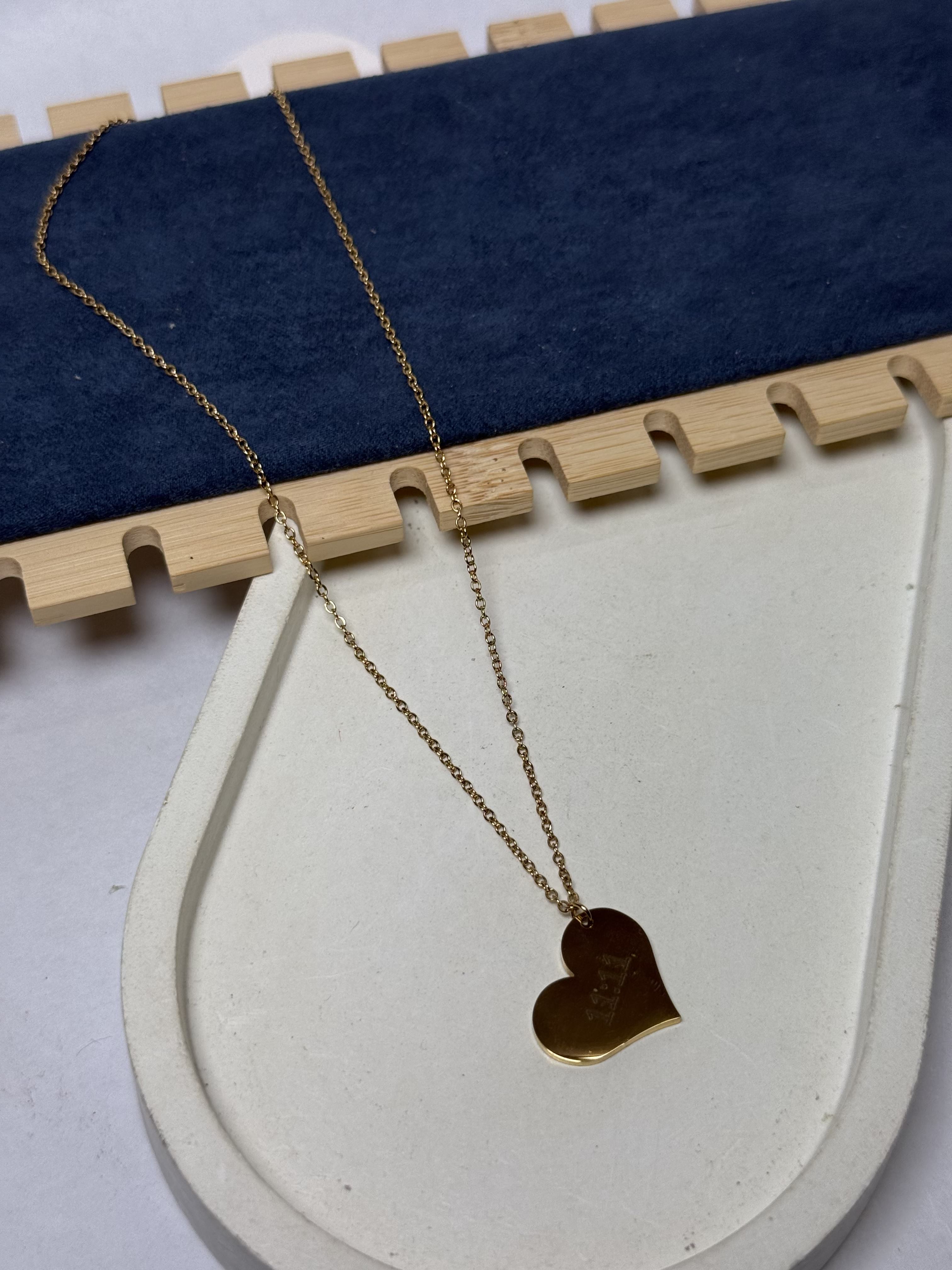11:11 Heart Chain
