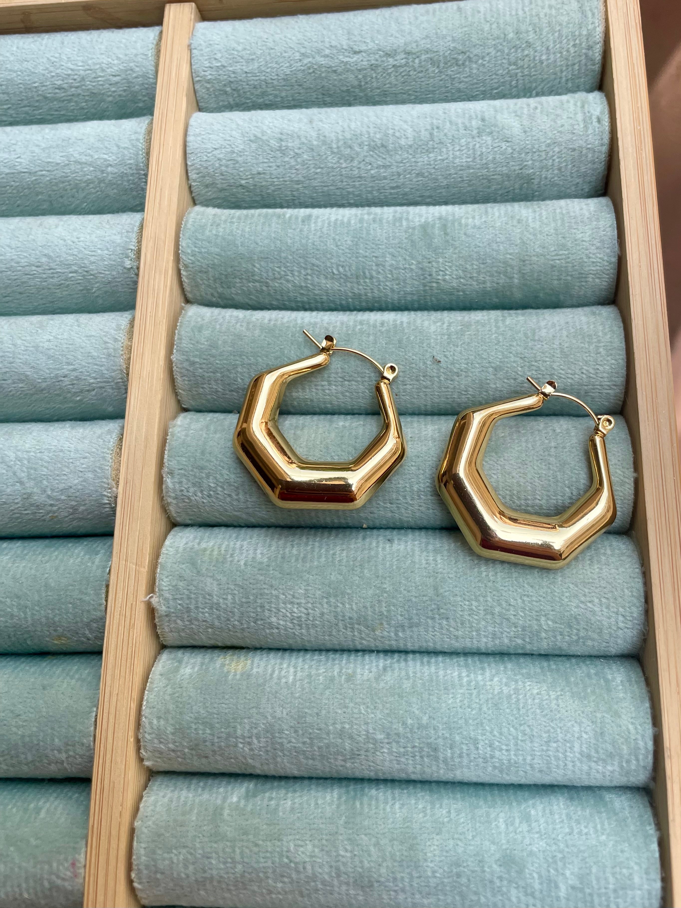 Hexagon hoops