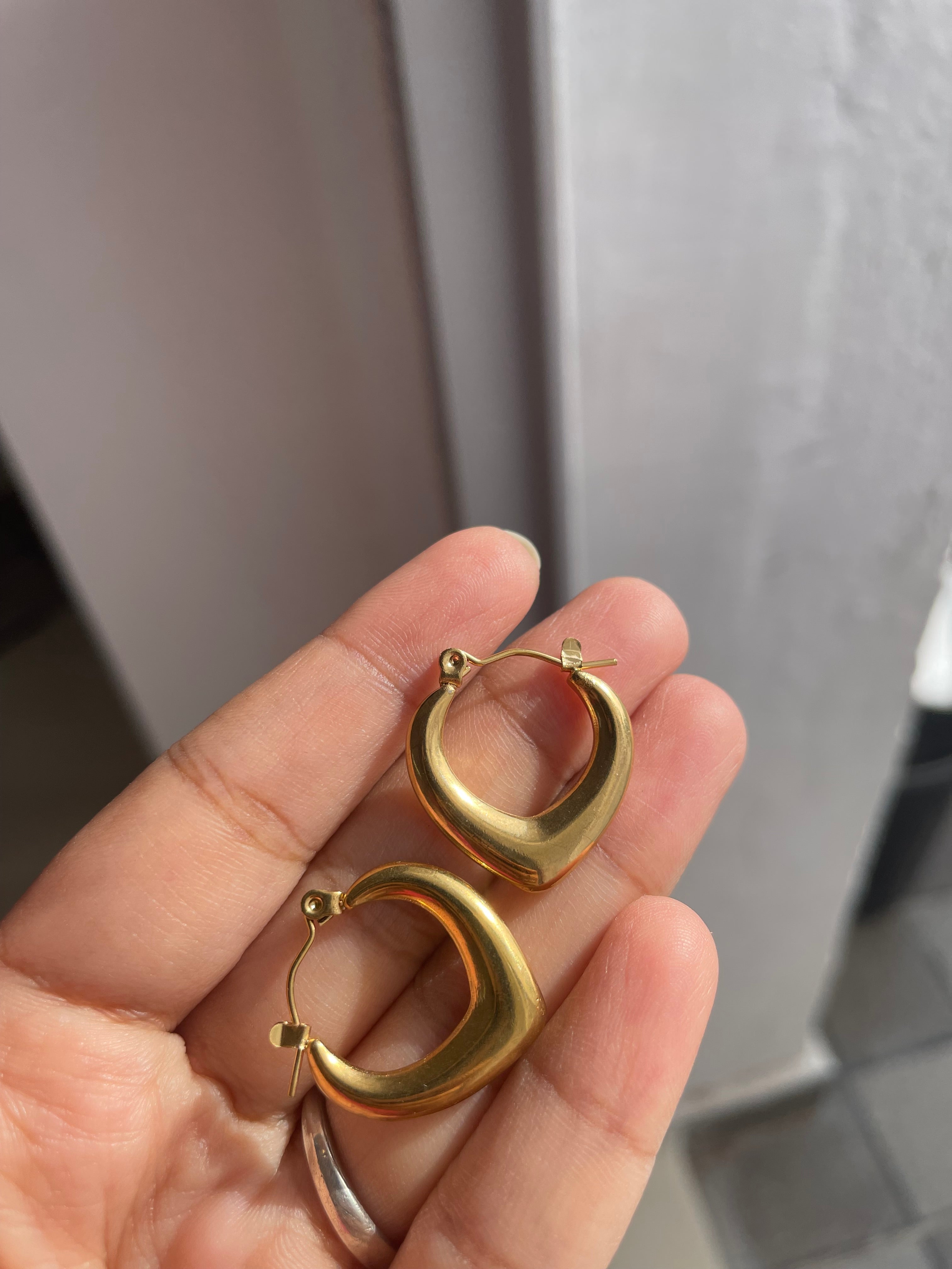 Mila hoops