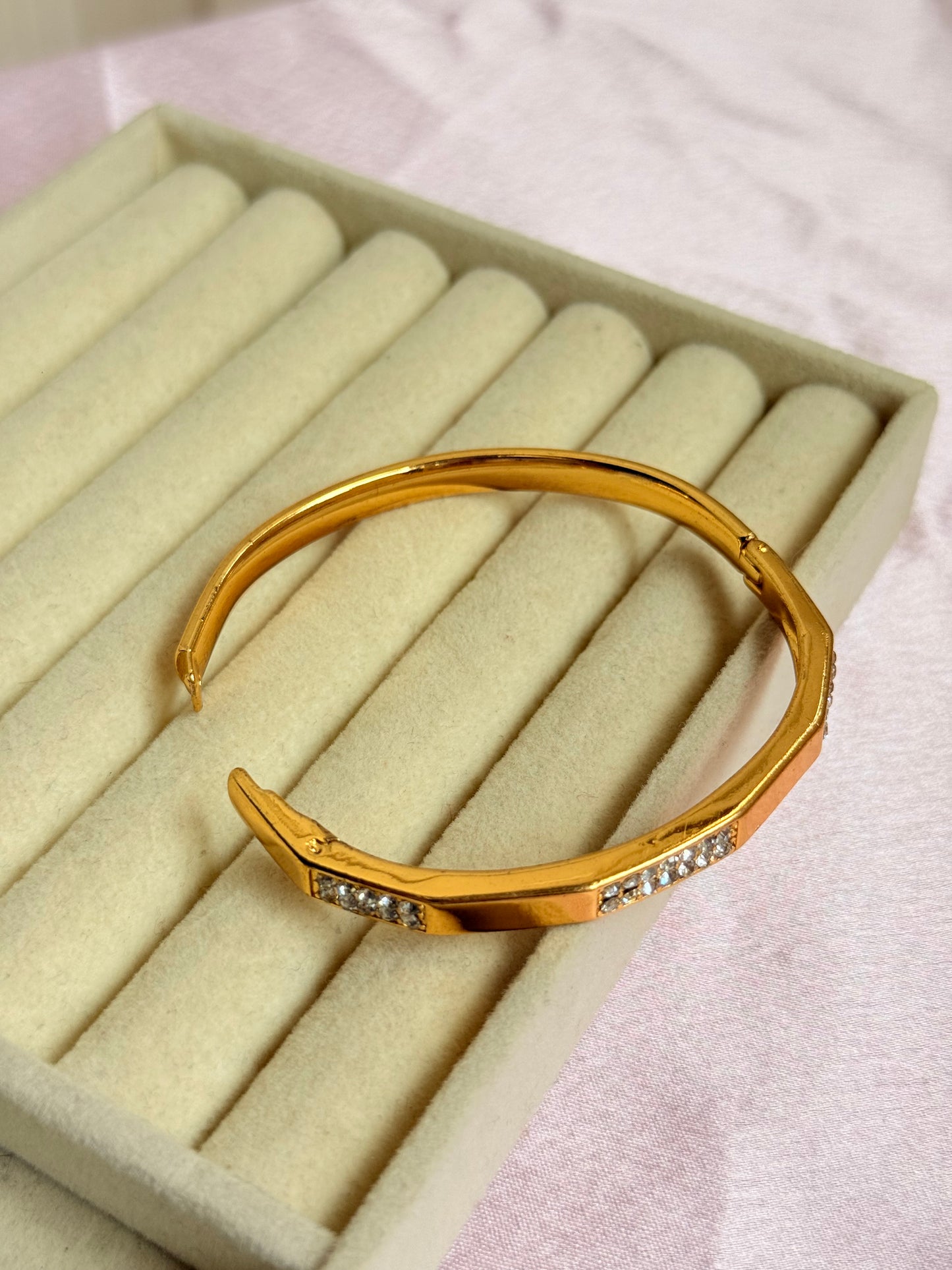 Alice Bracelet