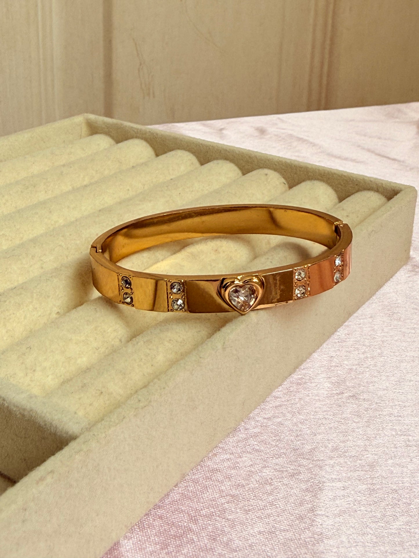 Aira Bracelet baby size