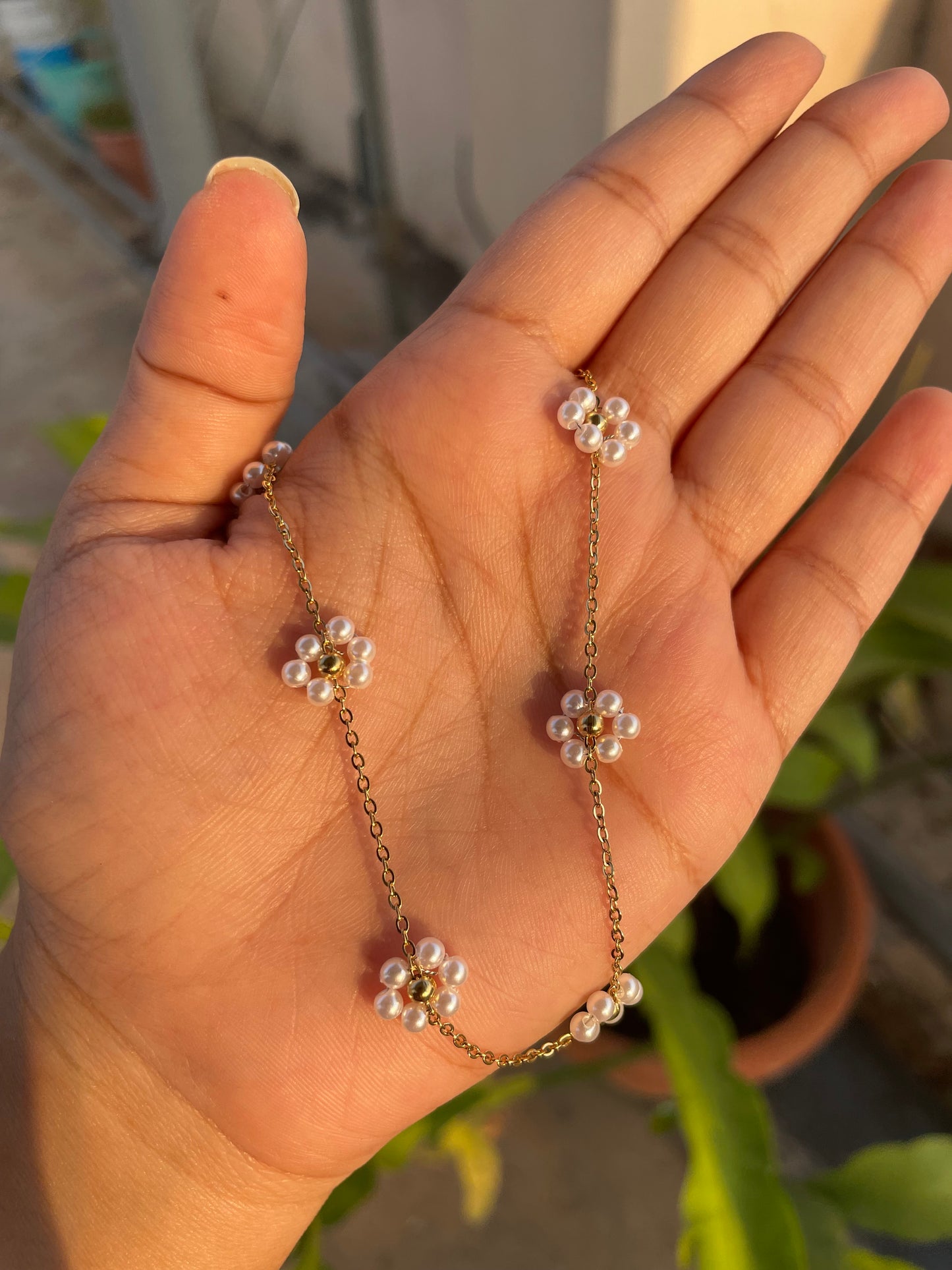 Pearly chain