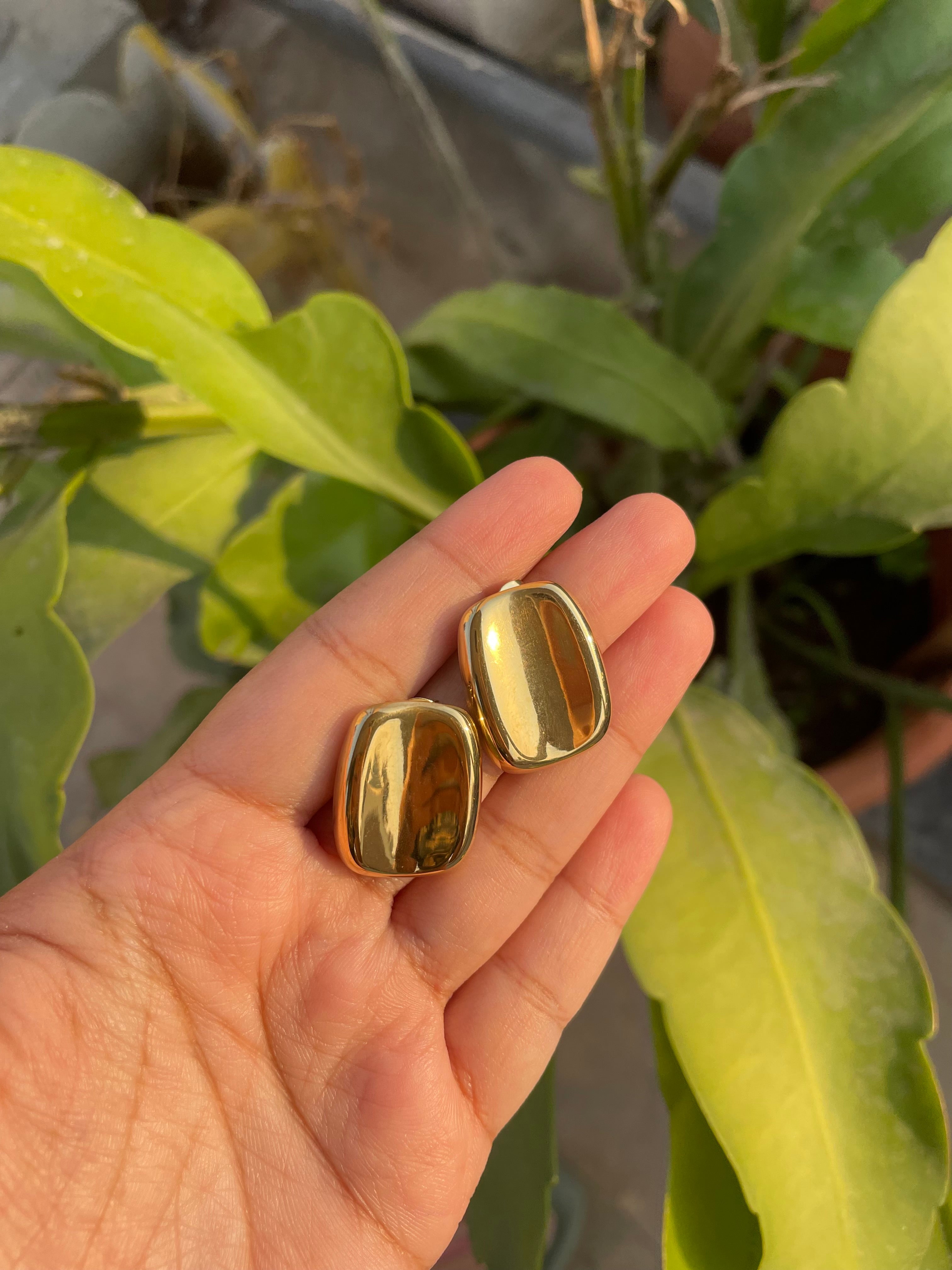 Nora earrings