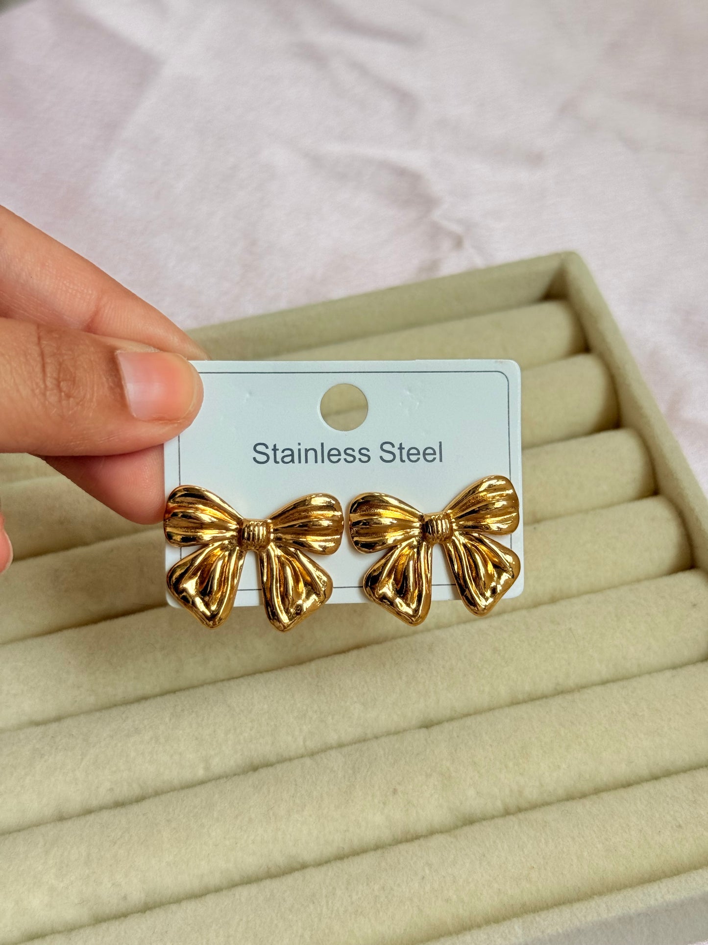 Bow Earrings