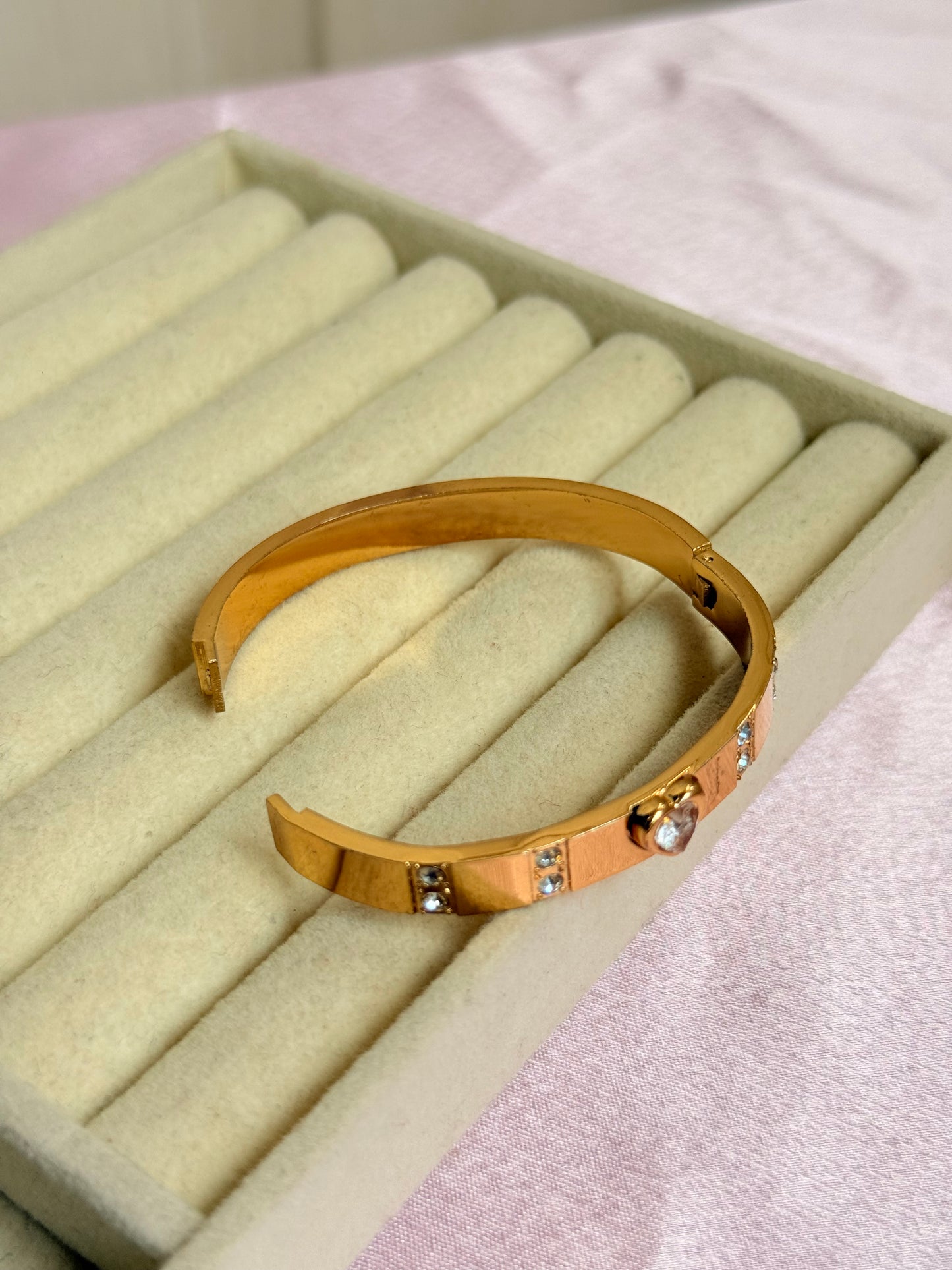 Aira Bracelet baby size