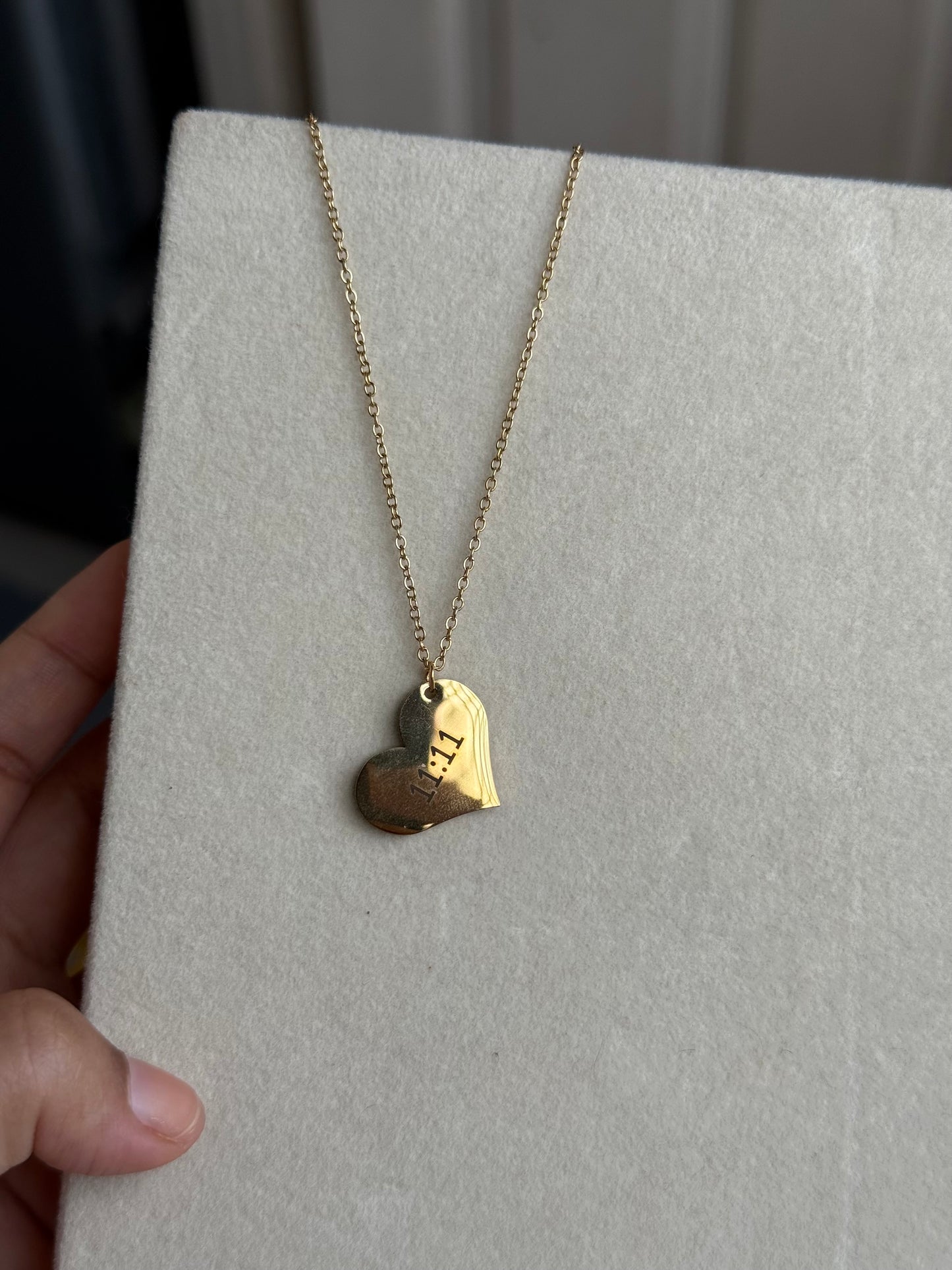 11:11 Heart Chain