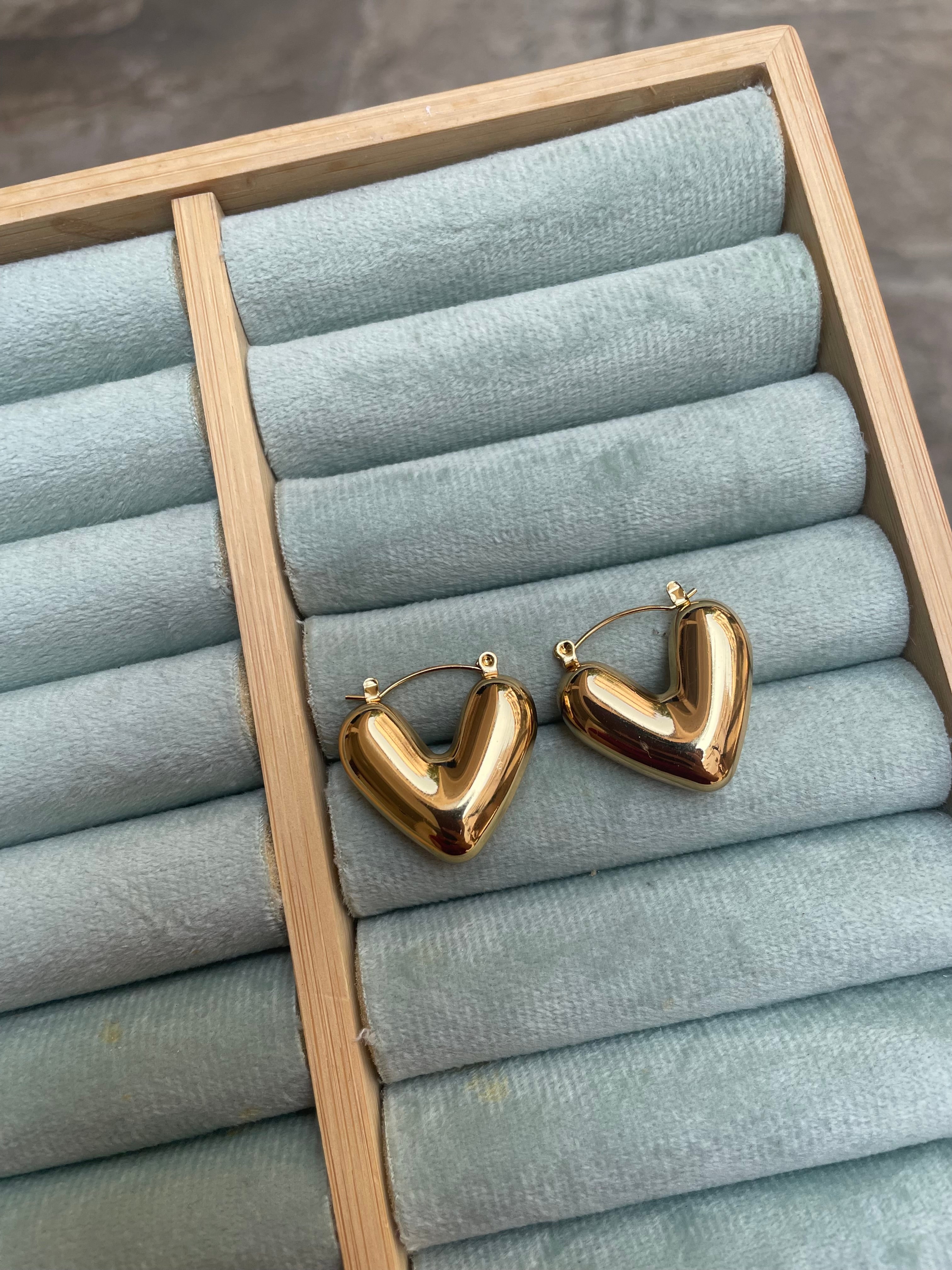 Chunky heart hoops