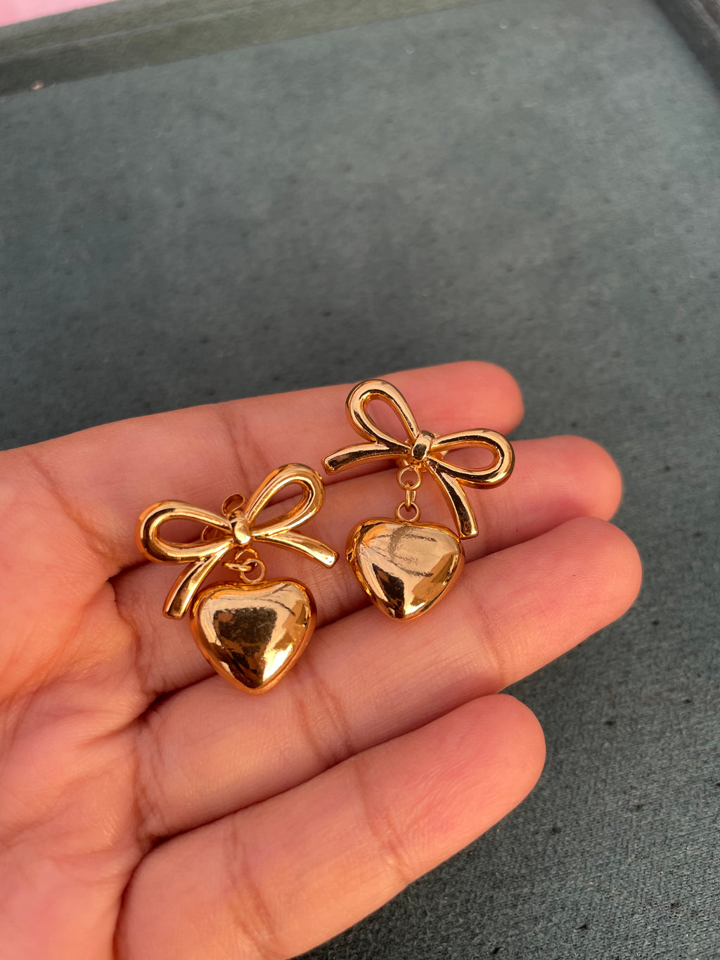Amelia earrings