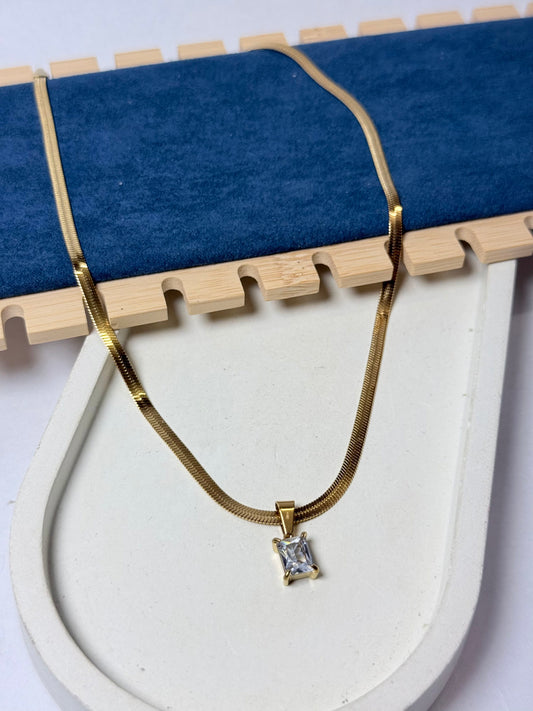Clara Chain