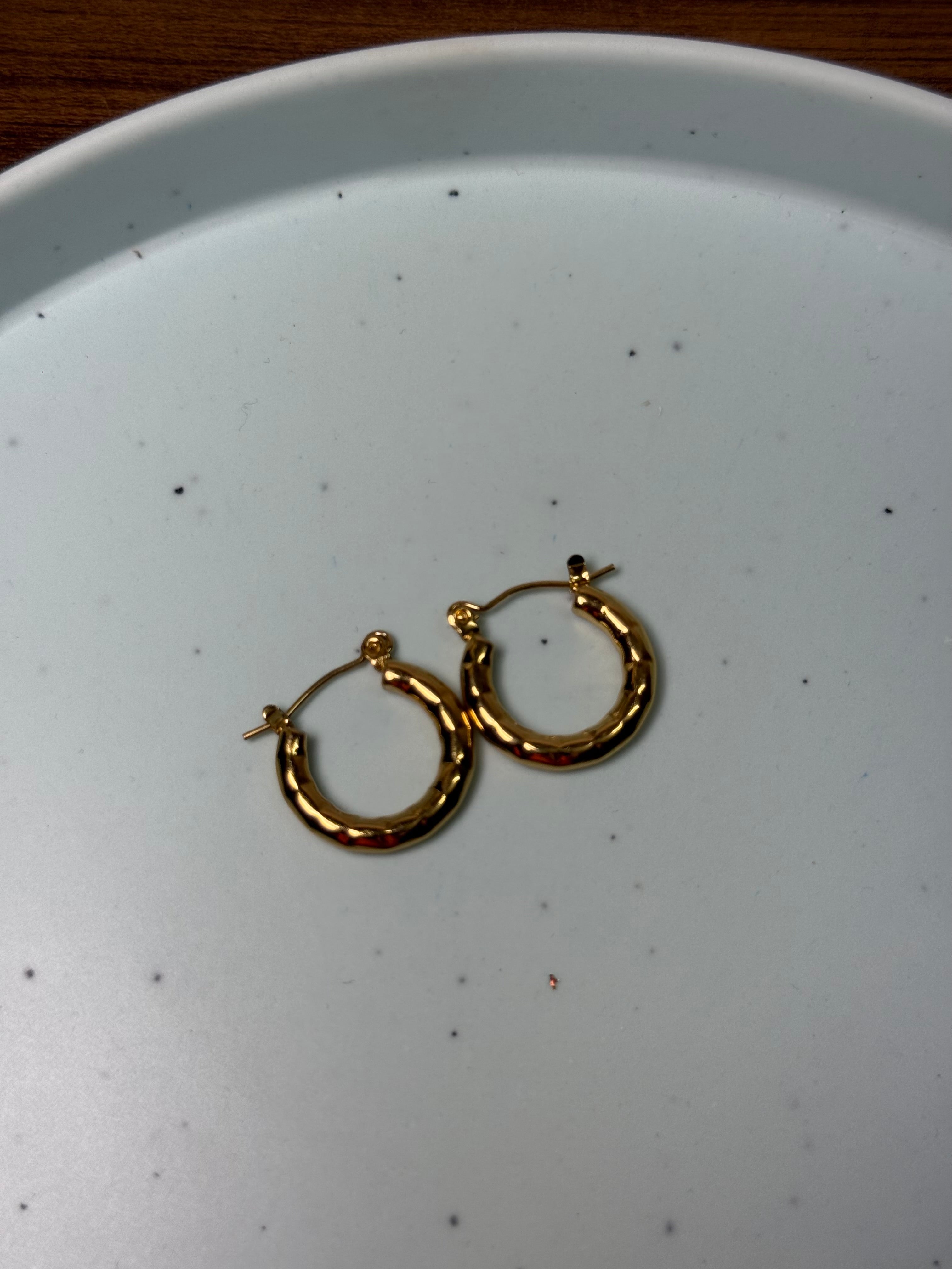 Halo hoops