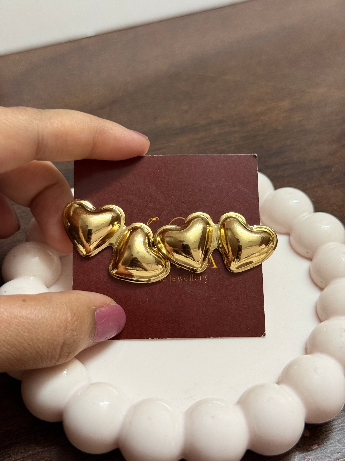Sweetheart studs