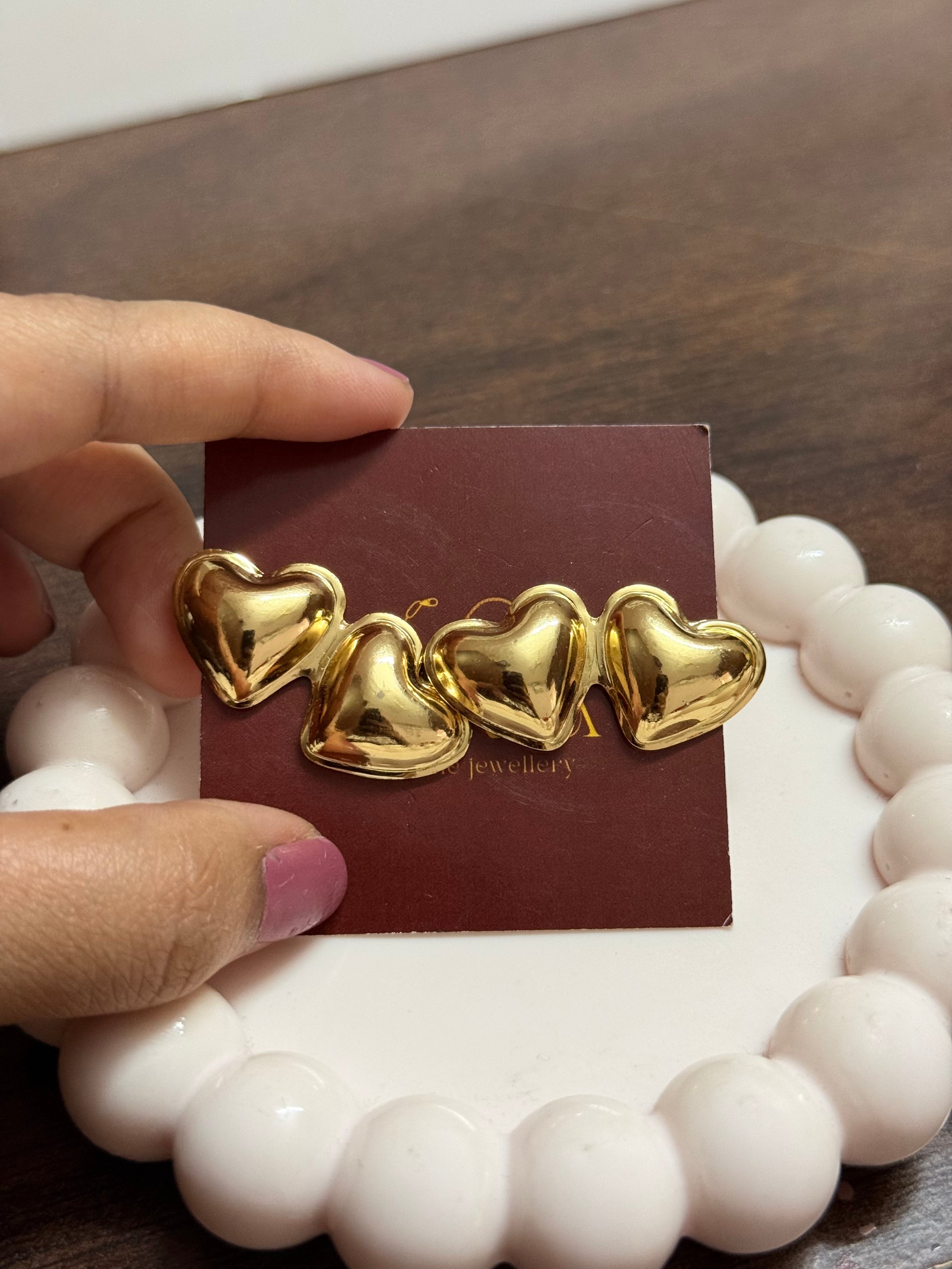 Sweetheart studs