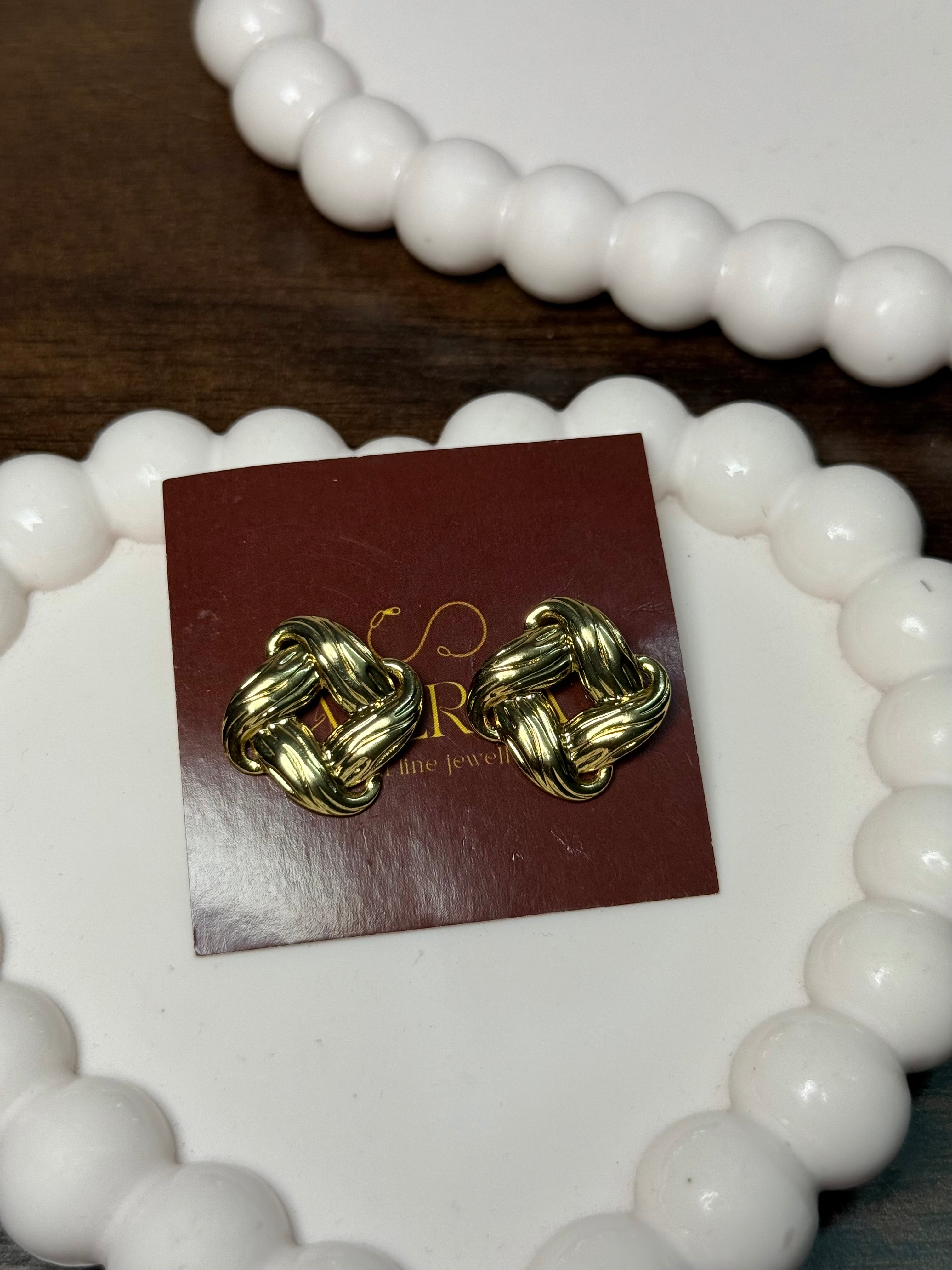 Knot style earrings