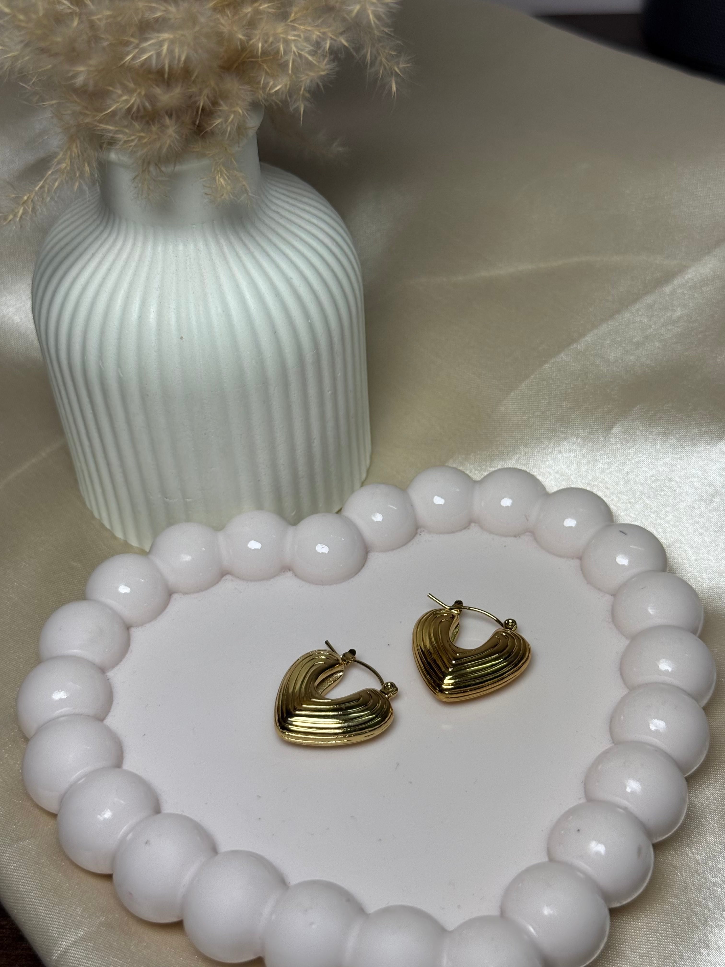 Hallow heart anti tarnish hoop earrings trendy wear