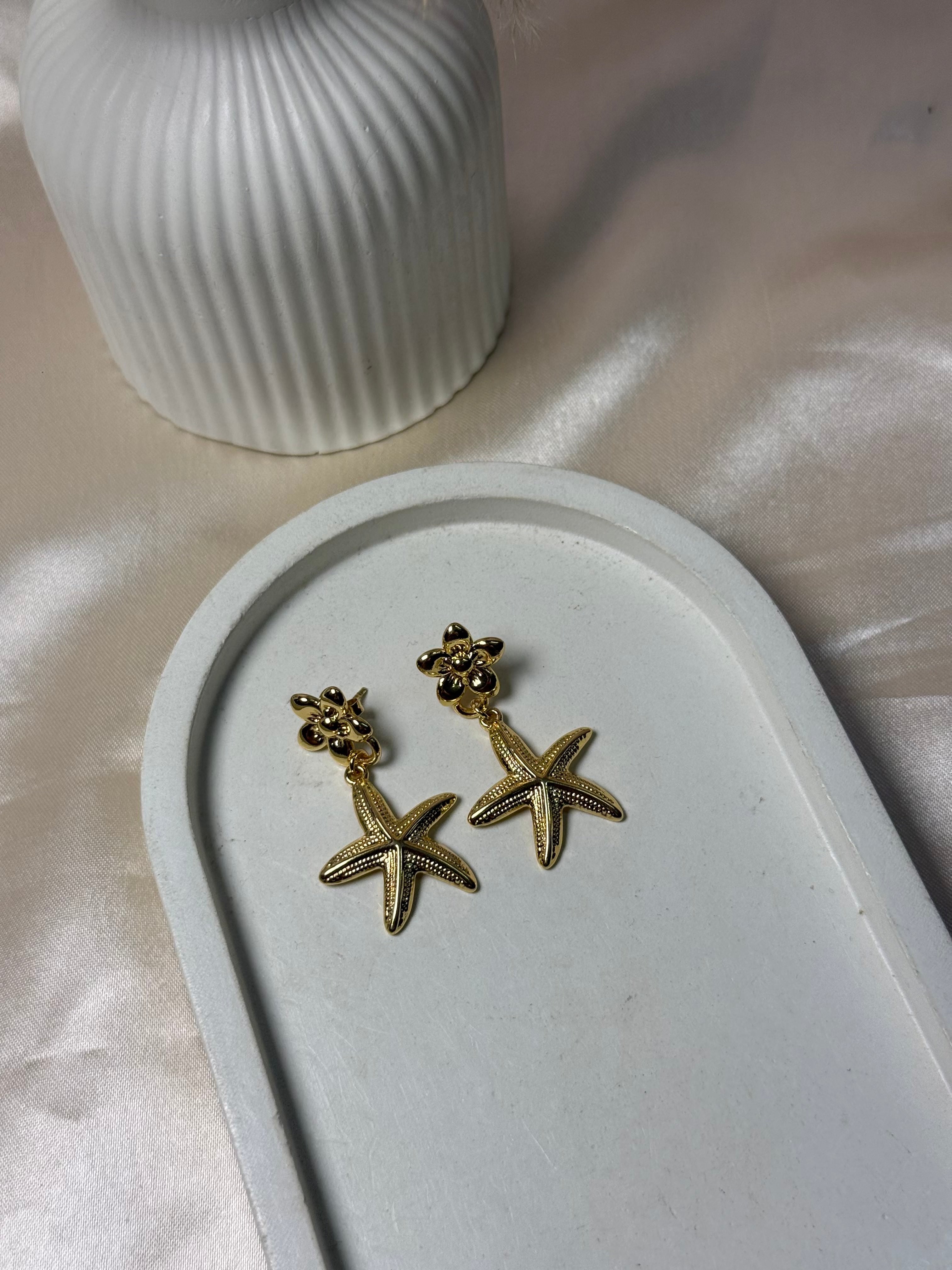 Hanging starfish anti tarnish earrings beach style