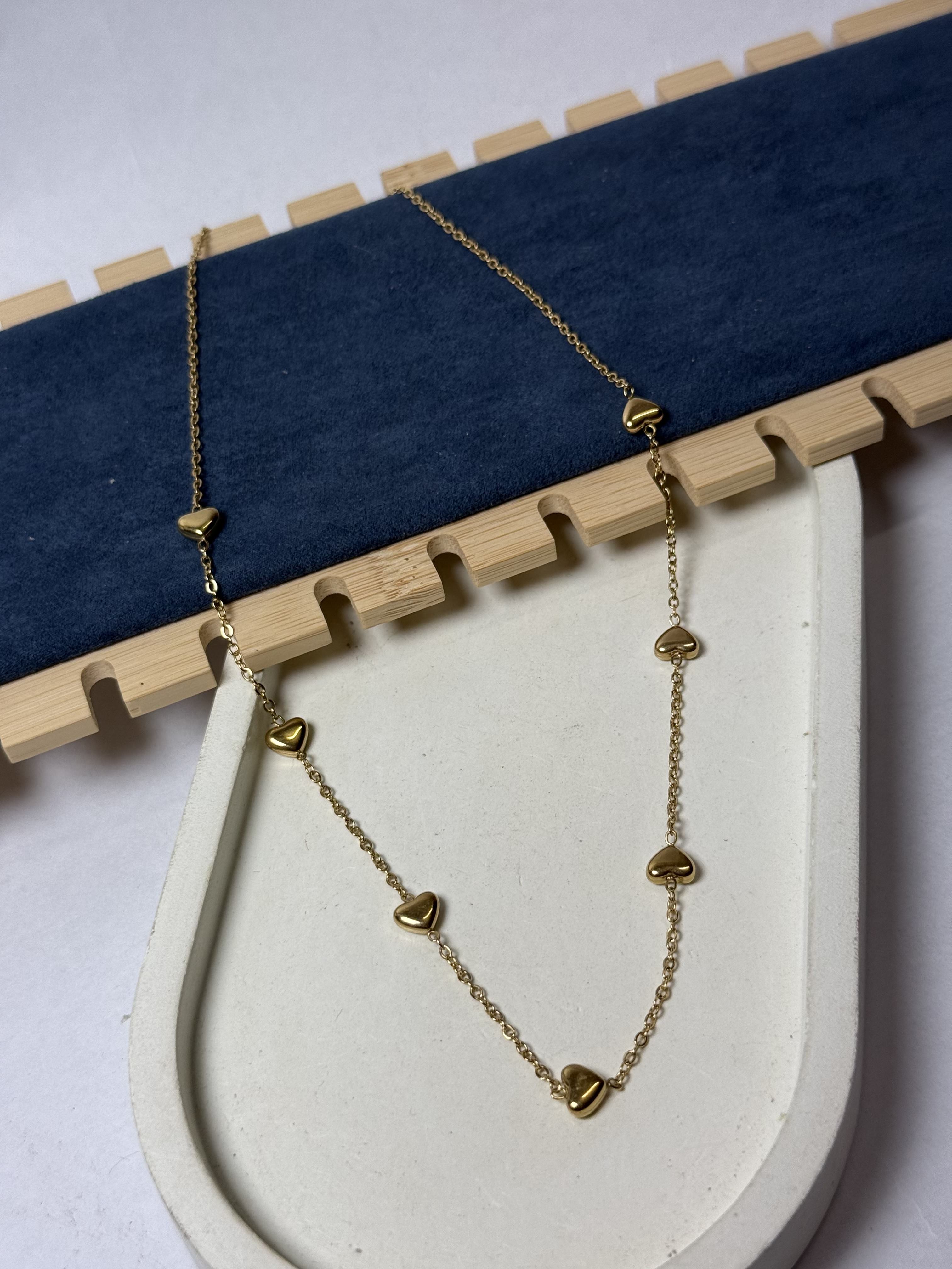 Hearts Round Chain