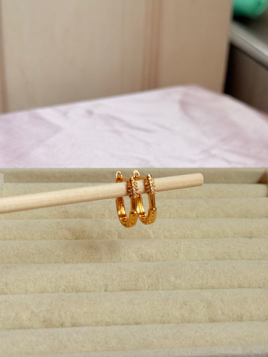 Celeste hoops