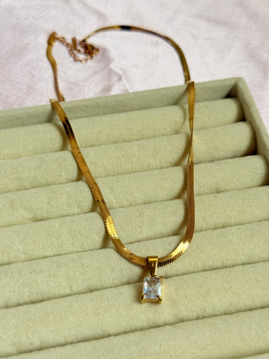 Clara Chain