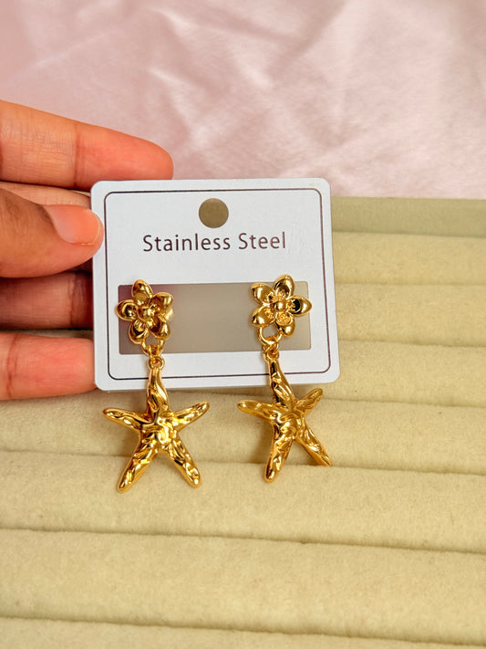 Flower starfish drop earrings