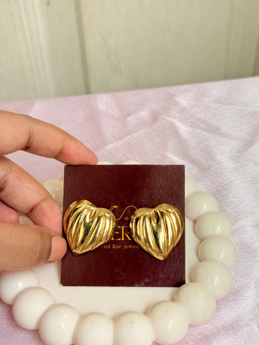 Golden heart studs