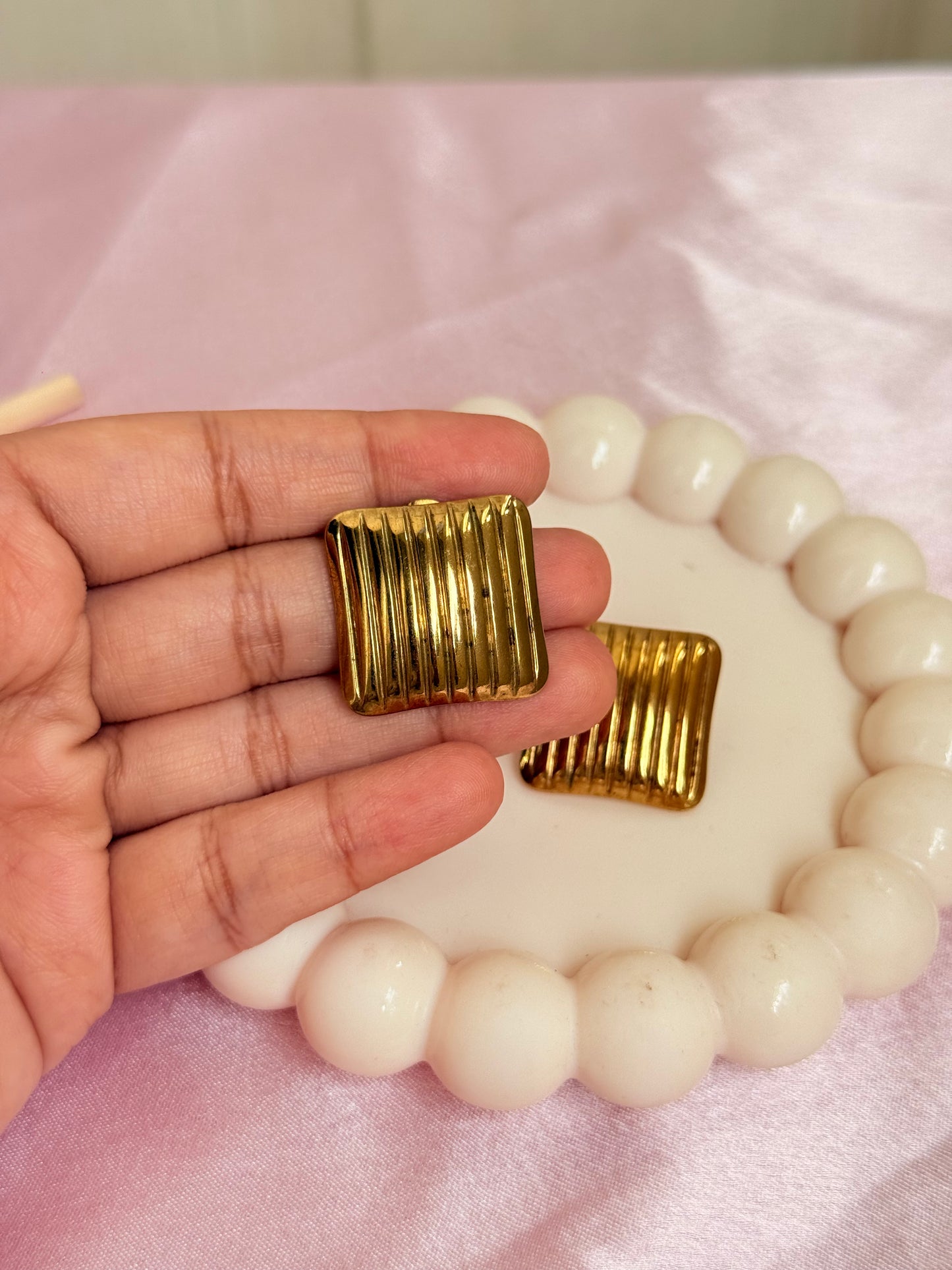 Halo studs