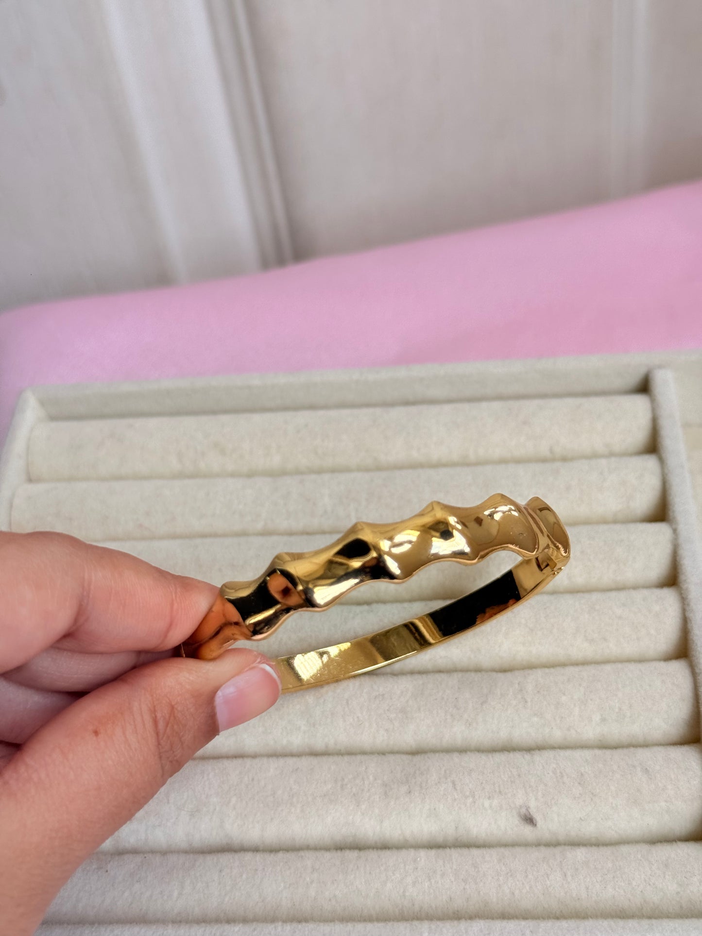 Lvy Bracelet