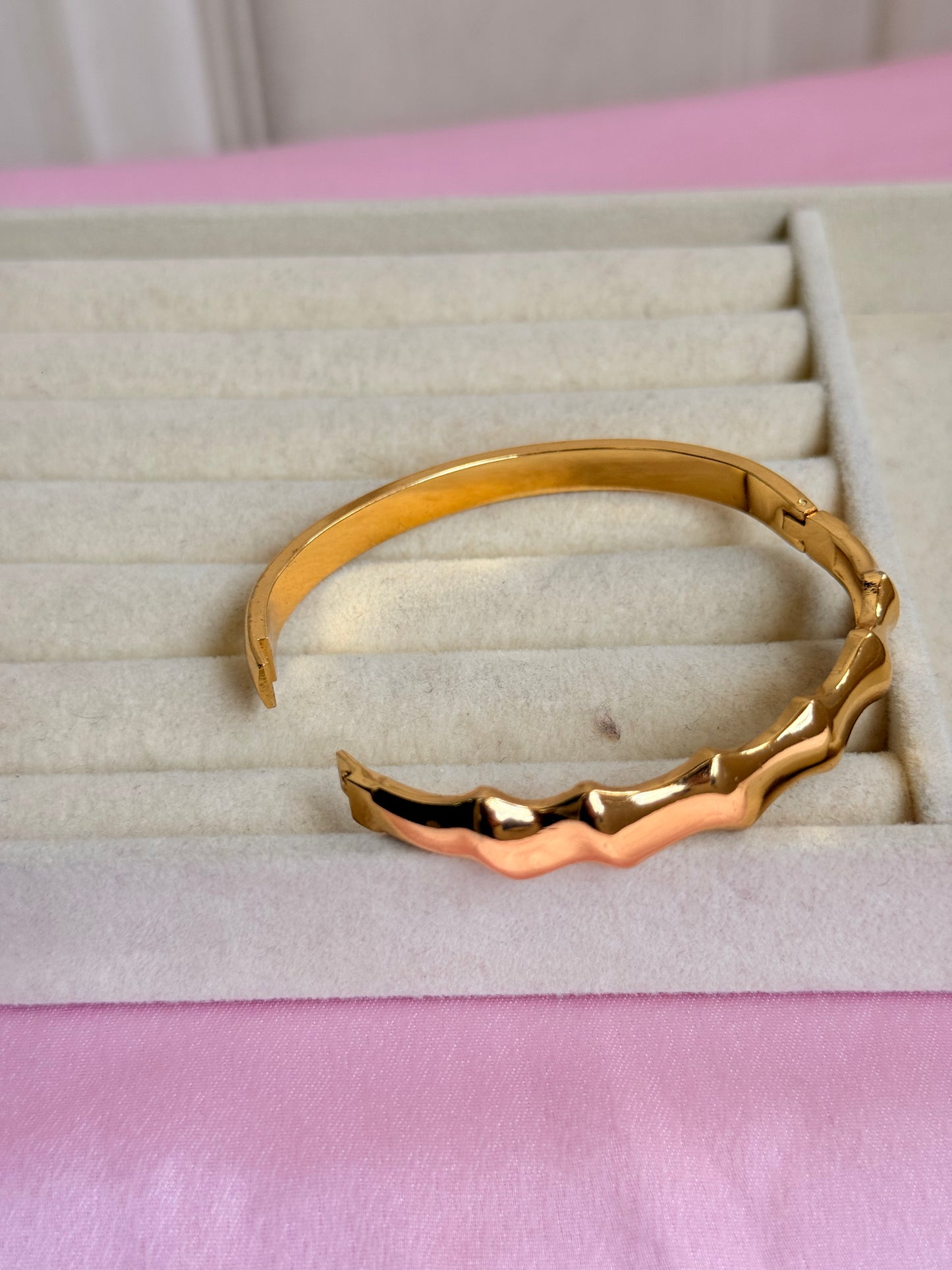 Lvy Bracelet