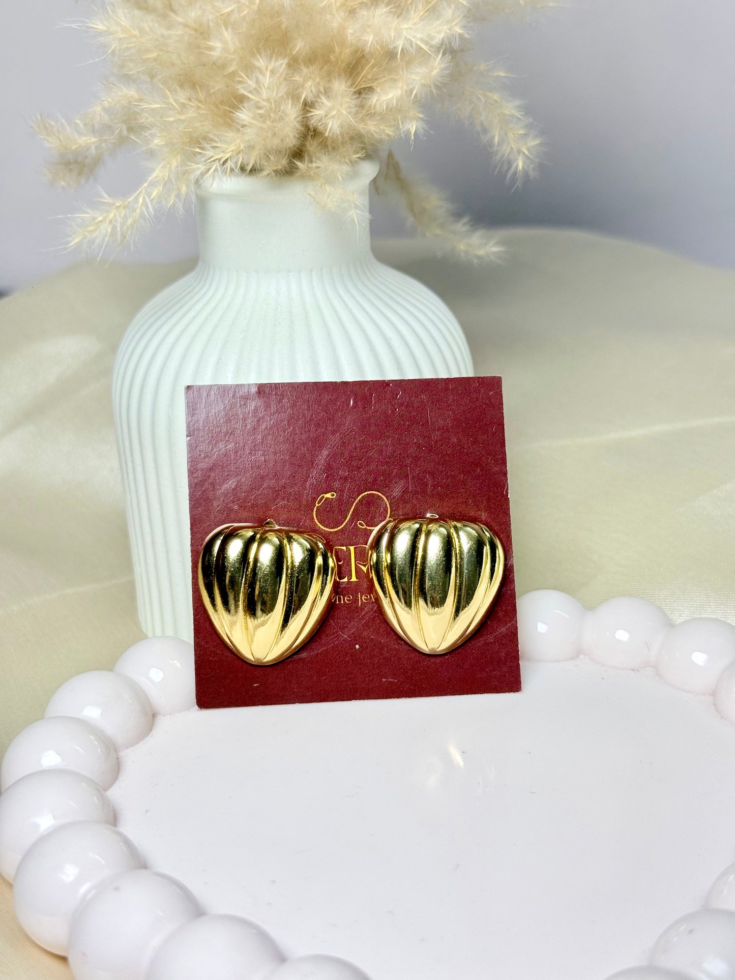 Molten heart anti tarnish stud earrings stylish wear