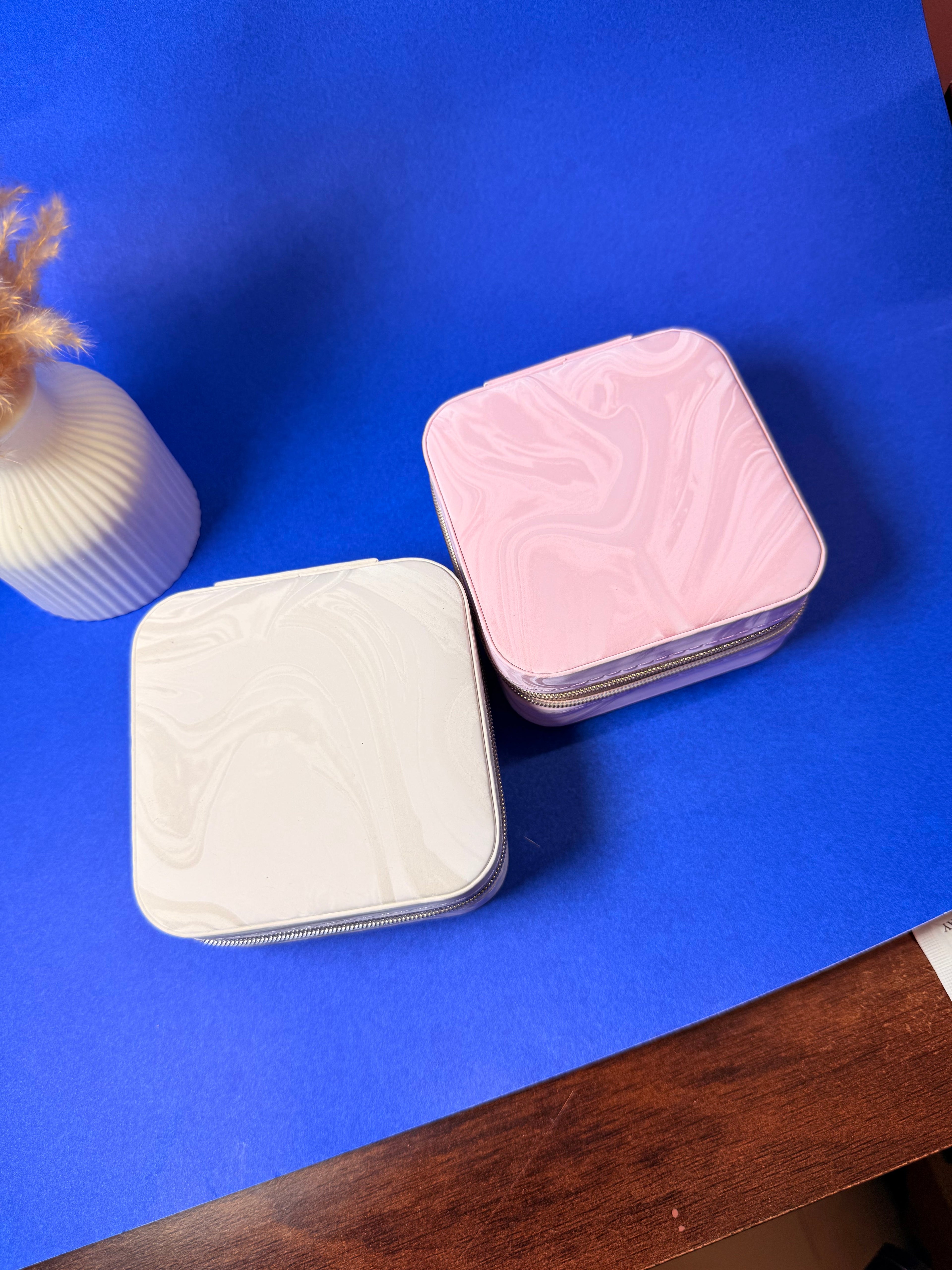 Marble finish jewellery box