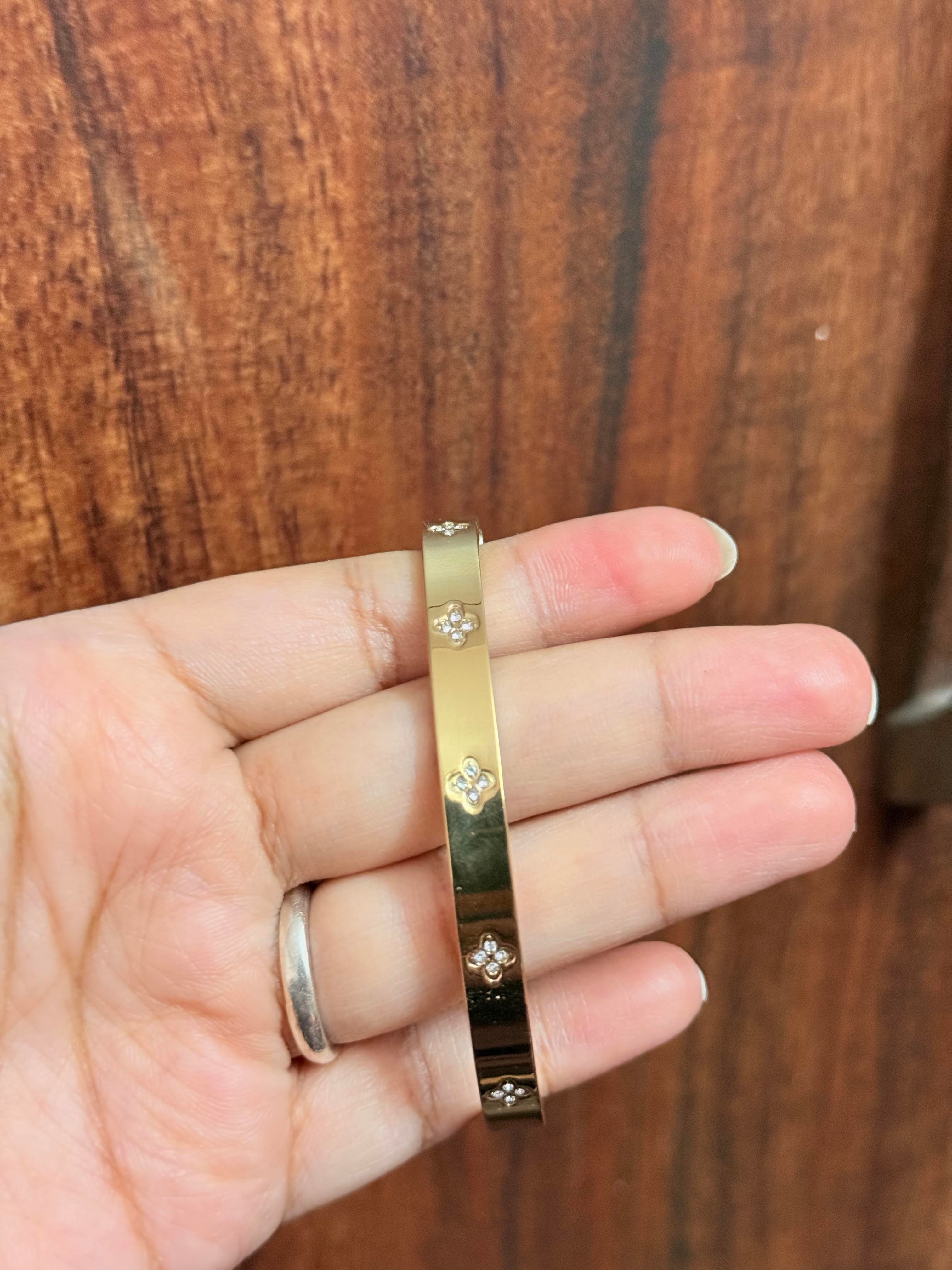 Classic anti tarnish bracelet lightweight durable design