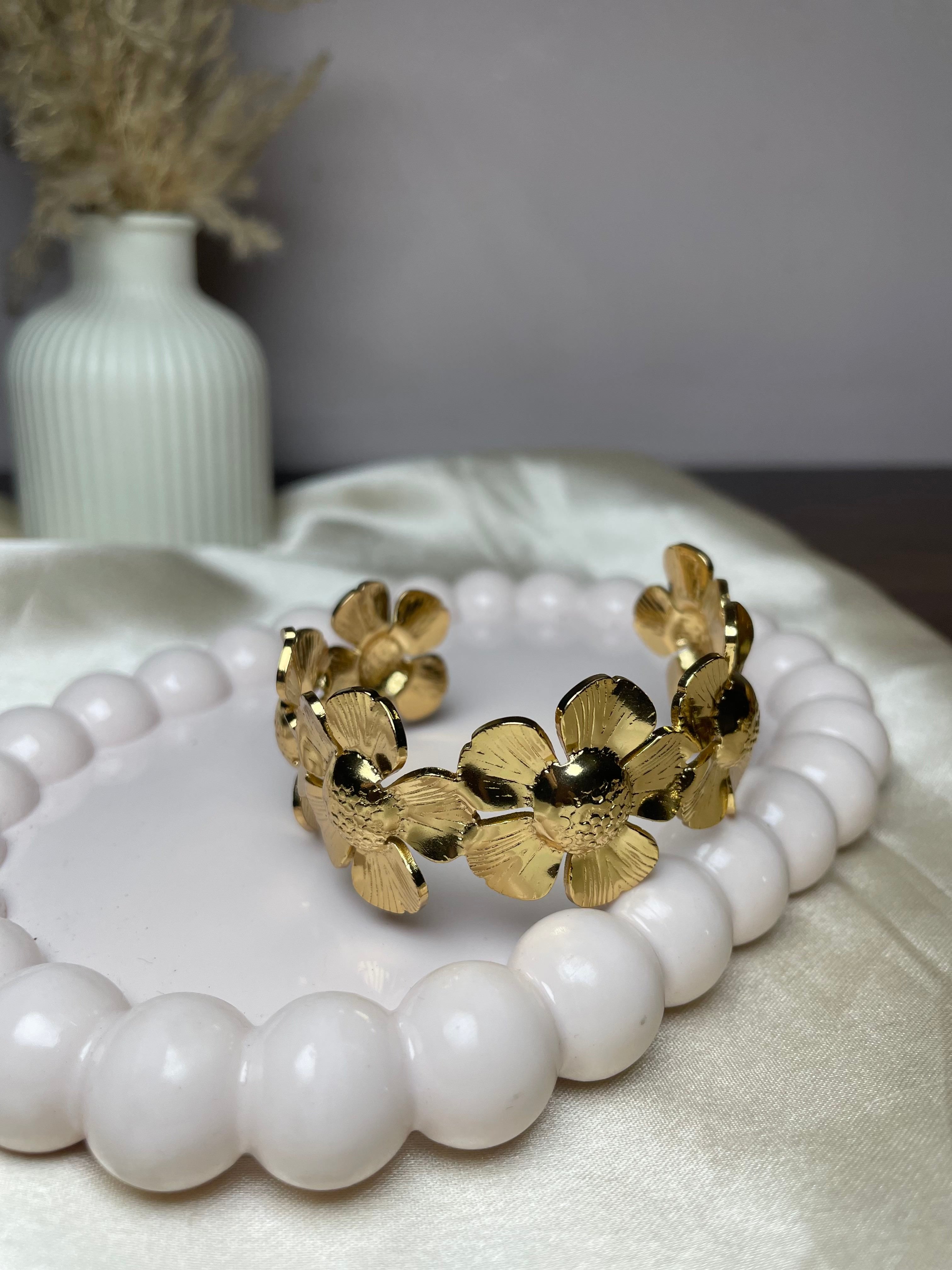 Floral anti tarnish cuff bracelet elegant feminine look